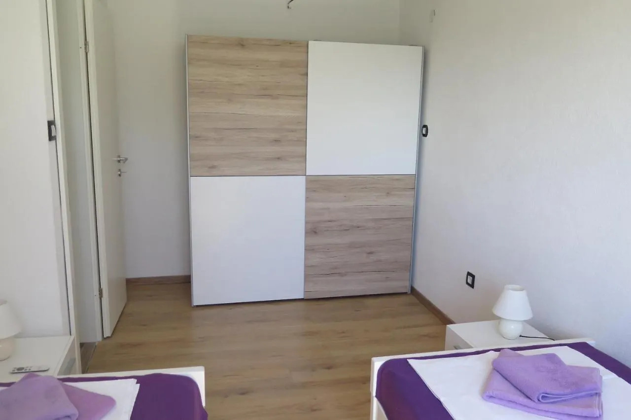 Lumbrela Apartments Starigrad Paklenica
