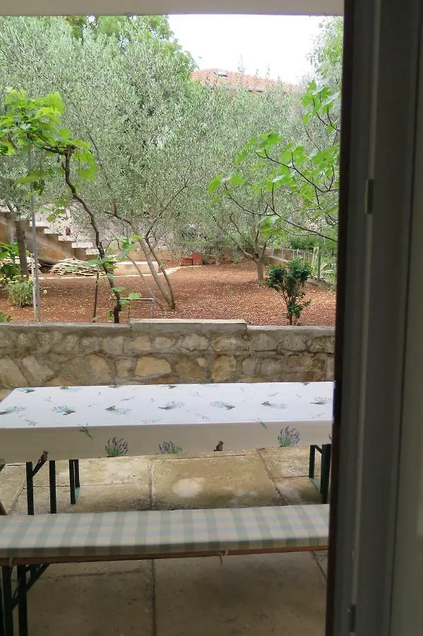Lumbrela Apartments Starigrad Paklenica